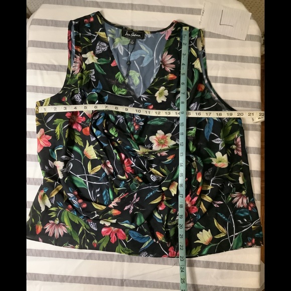 Sam Edelman floral blouse - Picture 9 of 9